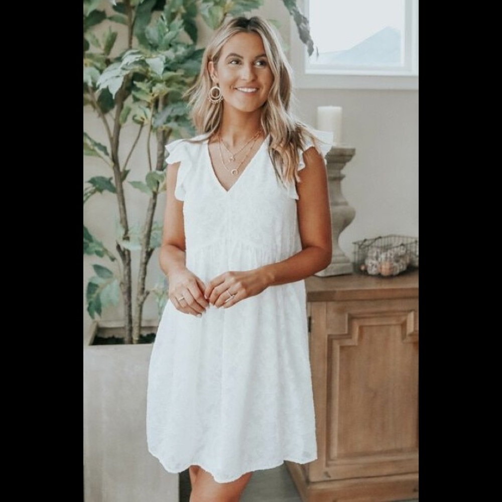 Like new white magnolia boutique babydoll dress